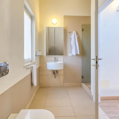 Appartement Il Regno Di Monica Attico Near The Sea - Happy